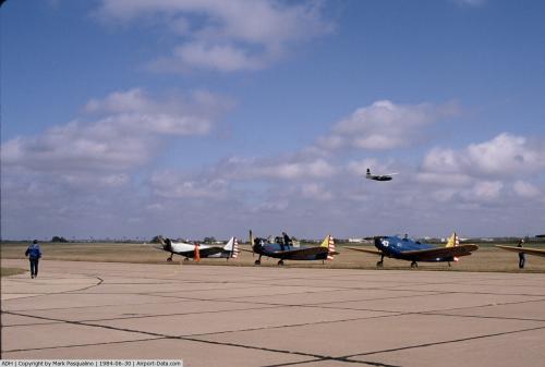 Ada Muni Airport picture