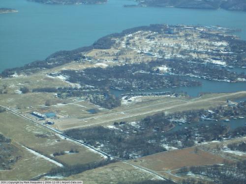 Grand Lake Rgnl Airport picture