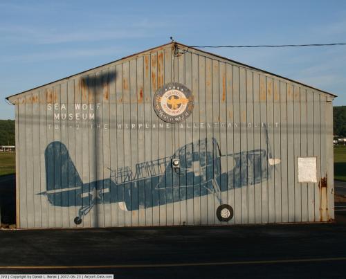 Allentown Queen City Muni Airport picture