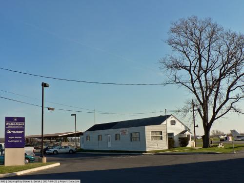 Braden Airpark Airport picture