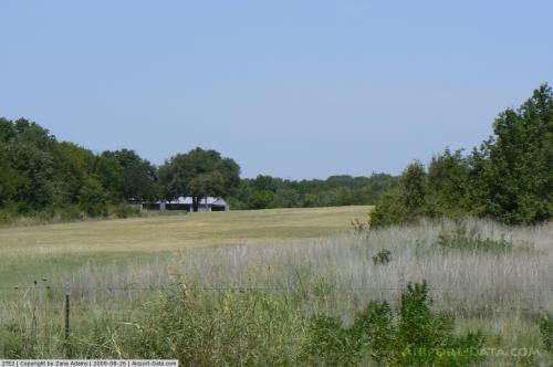 Flying Oaks Airport picture