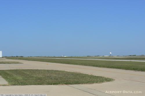 Fort Worth Spinks Airport picture