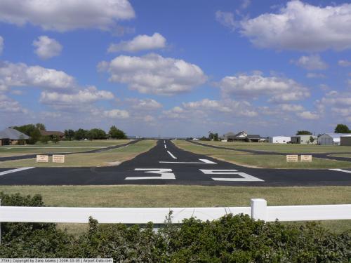 Hillcrest Airport picture