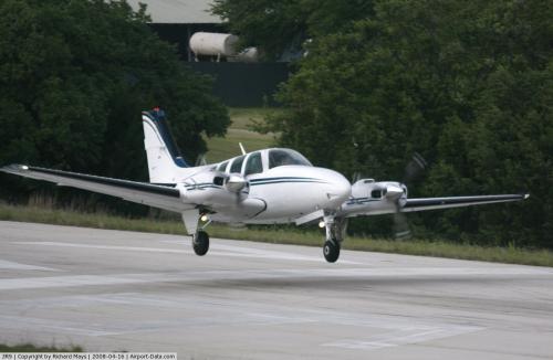 Lakeway Airpark Airport picture