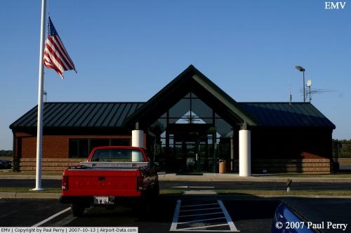 Emporia-greensville Rgnl Airport picture
