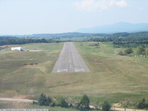 Luray Caverns Airport picture