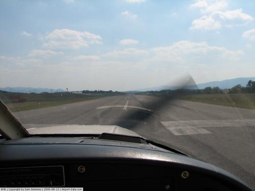 Luray Caverns Airport picture