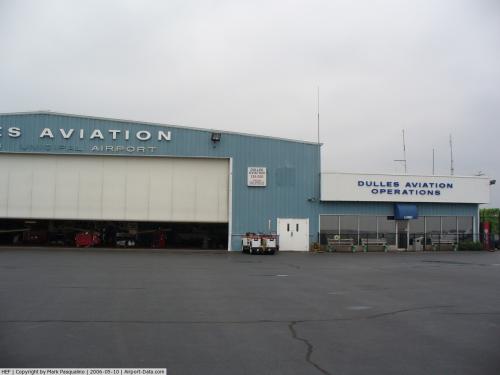 Manassas Rgnl/harry P. Davis Field Airport picture