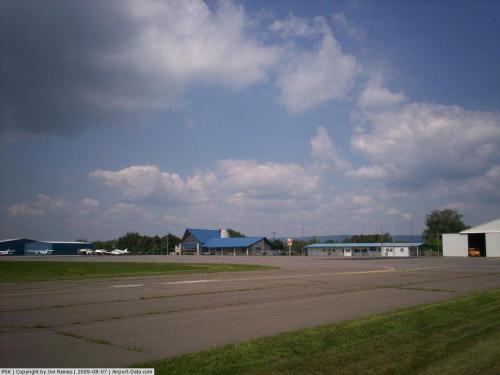 New River Valley Airport picture