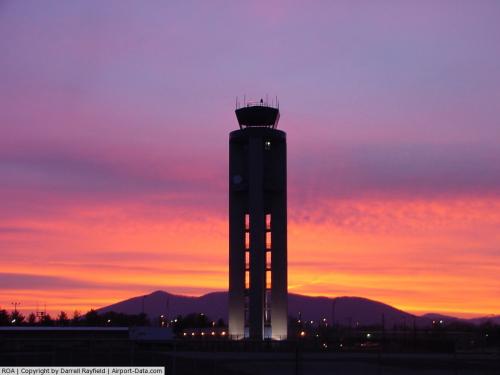 Roanoke Rgnl/woodrum Field Airport picture