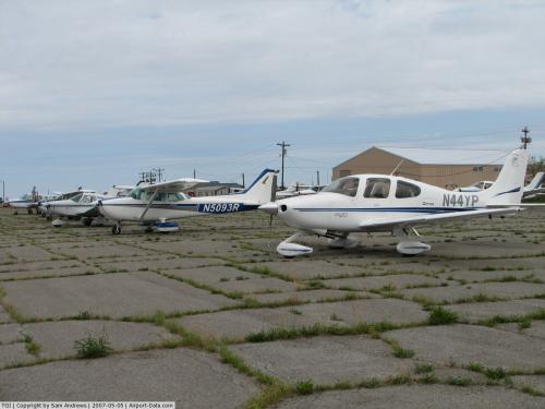 Tangier Island Airport picture