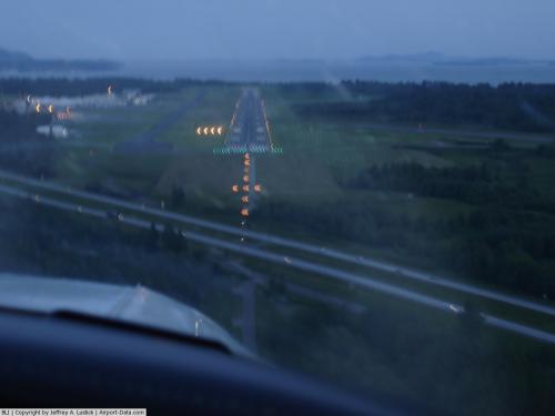 Bellingham Intl Airport picture