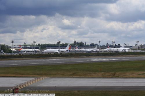 Snohomish County (paine Fld) Airport picture