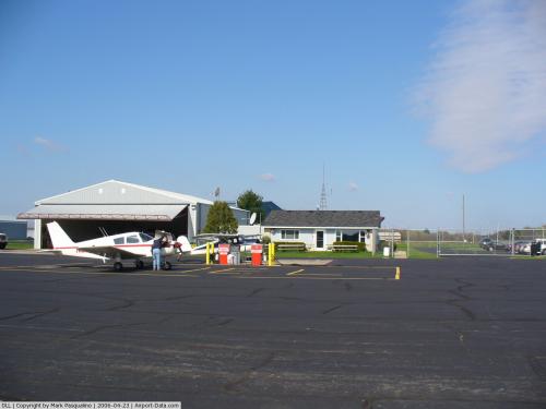 Baraboo Wisconsin Dells Airport picture