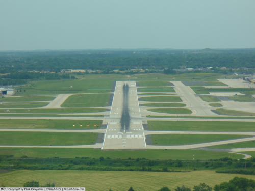 General Mitchell Intl Airport picture