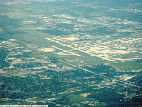 General Mitchell Intl Airport picture