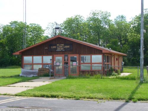 Lake Lawn Airport picture
