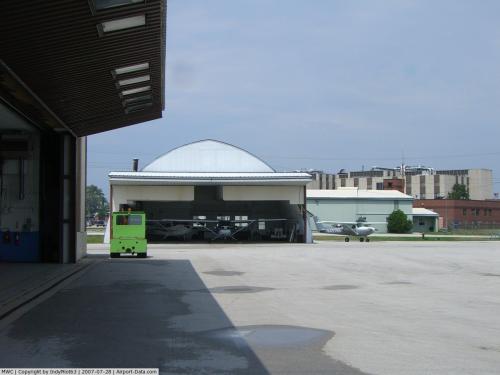 Lawrence J Timmerman Airport picture