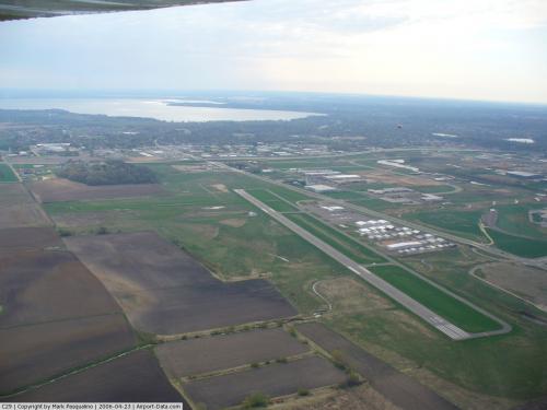 Middleton Muni - Morey Field Airport picture
