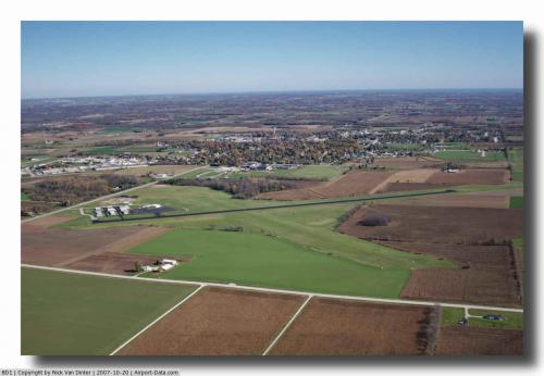 New Holstein Muni Airport picture