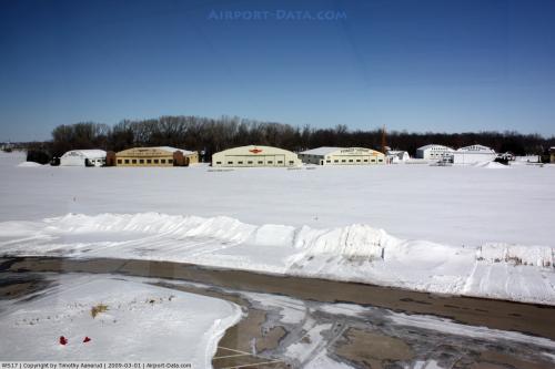 Pioneer Airport picture