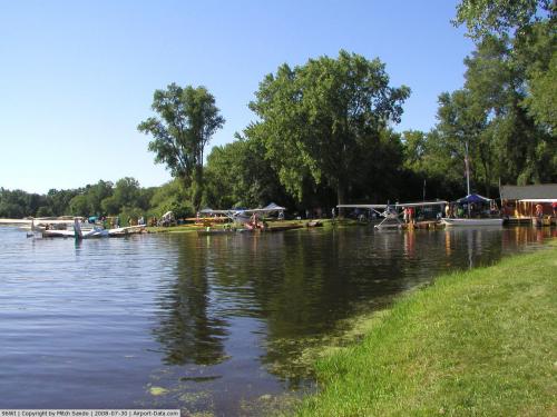 Vette/blust Seaplane Base Airport picture