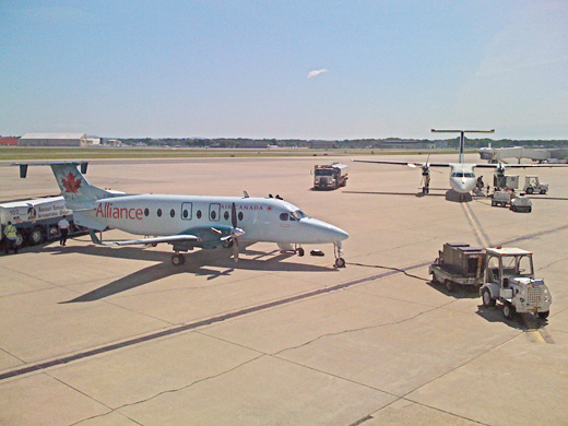 
Air Georgian-Air Canada Alliance B1900, in these colors, is used at ROC. Seen here at Hartford-Bradley Airport in Connecticut.