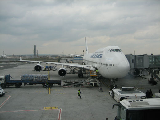 
Air France Boeing 747-400 at Paris-CDG leaving for Montréal-Trudeau.