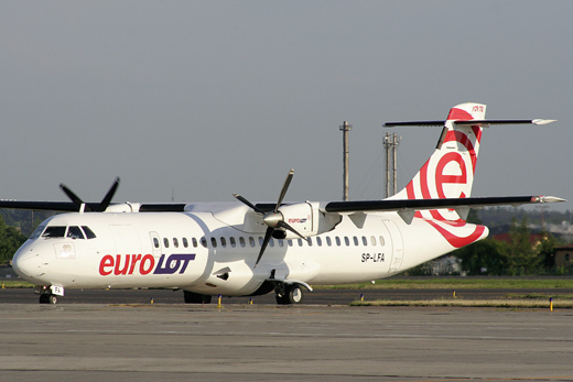 
EuroLOT ATR 72 taxing to stand