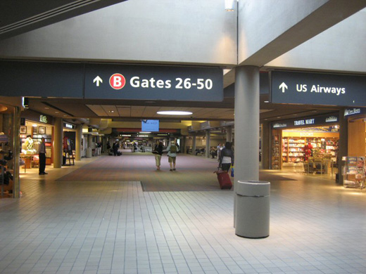 
Beginning of Concourse B, April 2007