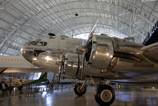 
A Pan Am Boeing 307 Stratoliner, dubbed Clipper Flying Cloud, of the sort that would fly into Colón during the World War II years