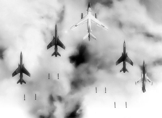 
F-105s from the 354th and 333d TFS refueling with a KC-135 from Takhli Air Base