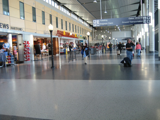 
Food court and shopping hall connecting the East and West concourses of Terminal A