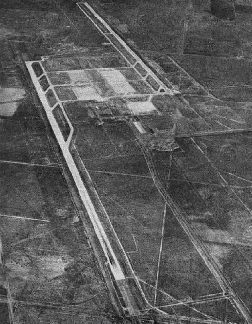 
Aerial view of NAS Lemoore in the early 1960s