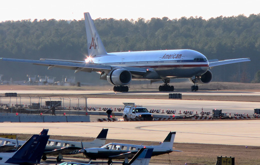 
An American Airlines Boeing 777 flight from London Gatwick Airport lands at RDU.