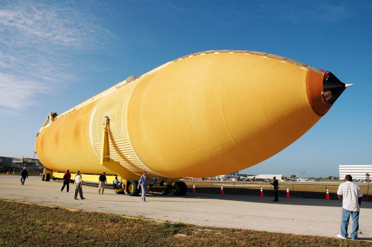 
A Space Shuttle External Tank (ET) on its way to the Vehicle Assembly Building.