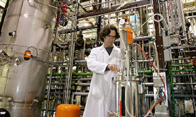 
Bioreactors for producing proteins, NRC Biotechnology Research Institute, Montréal, Canada