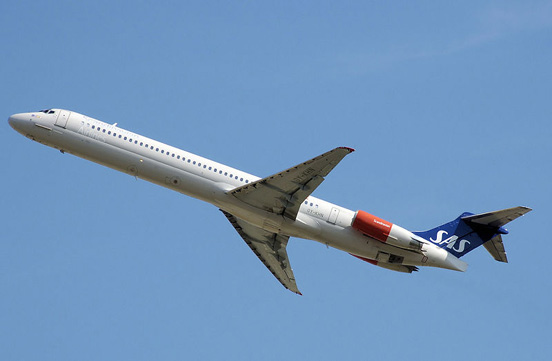 
SAS MD-81 taking off