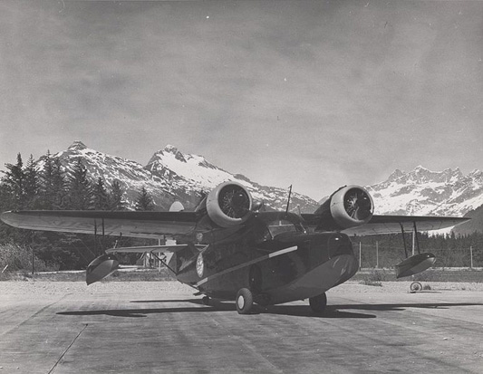 
Grumman's earlier G-21 Goose on tarmac