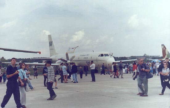 
Il-114T