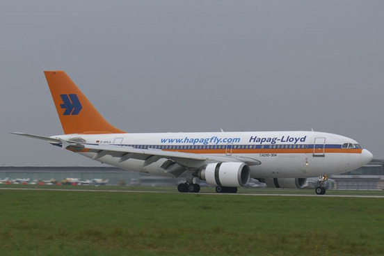 
Hapagfly A310-304 landing at Stuttgart Airport, note deployed thrust reversers on the engines