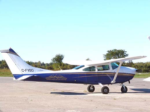 
1967 model Cessna 182K belonging to the Canadian Owners and Pilots Association