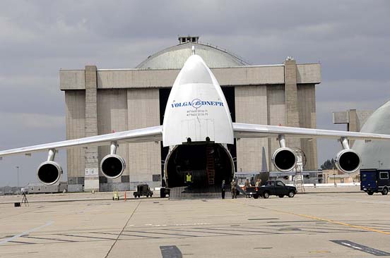 
An-124 at Moffett Federal Airfield transporting USAF helicopters to Afghanistan