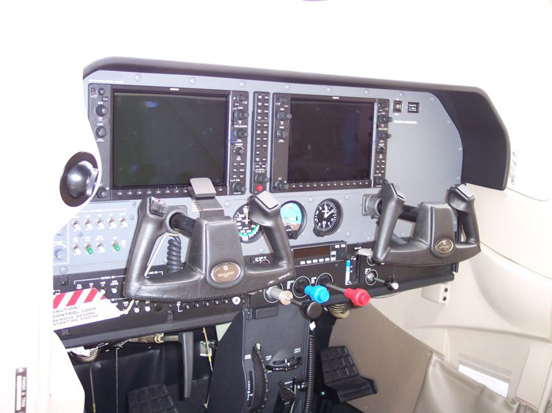 
T182T cockpit with Garmin G1000