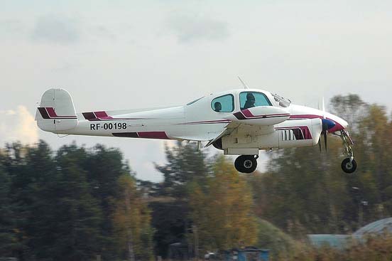 
Let L-200D Morava on landing