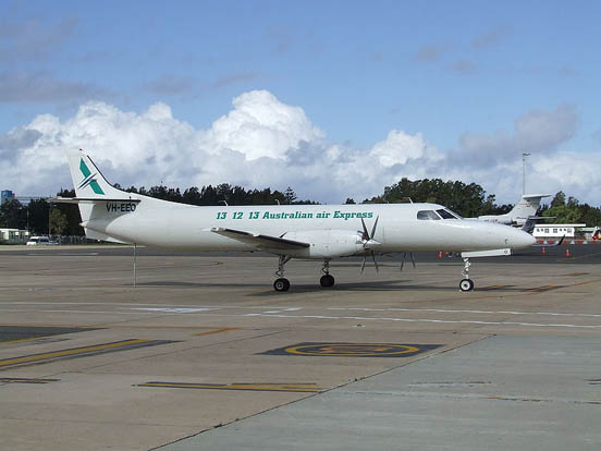 
VH-EEO, a purpose-built SA227-AT Expediter freighter (without cabin windows) in service with Pel-Air c. 2007