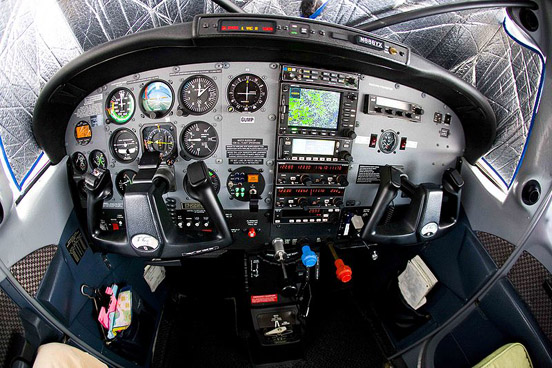 
2001 Cessna T206H amphibian instrument panel