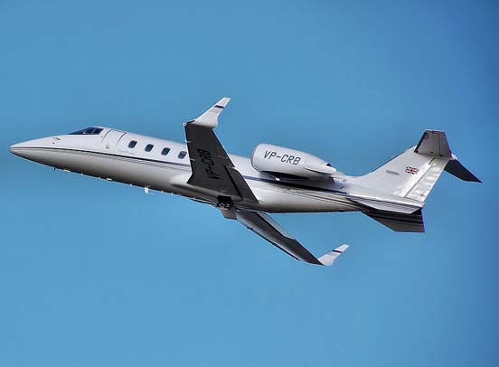 
Learjet 60 takes off