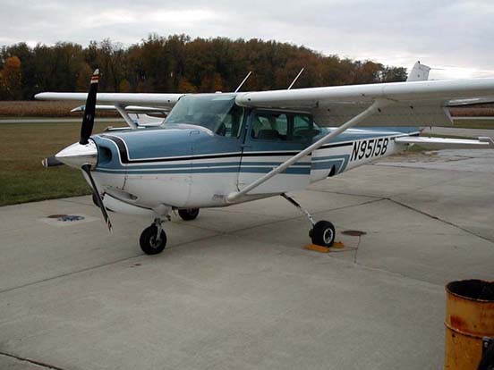 
Cessna 172RG