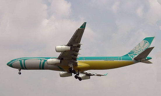 
BWIA A340-300.